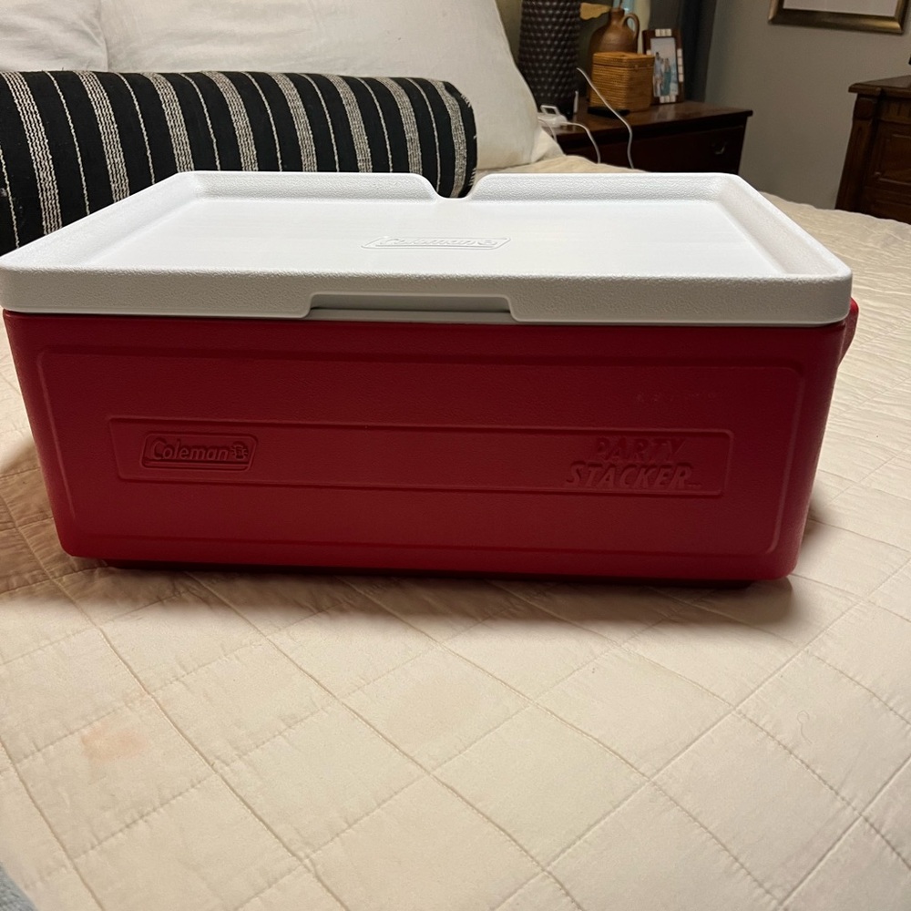 Coleman party stacker cooler